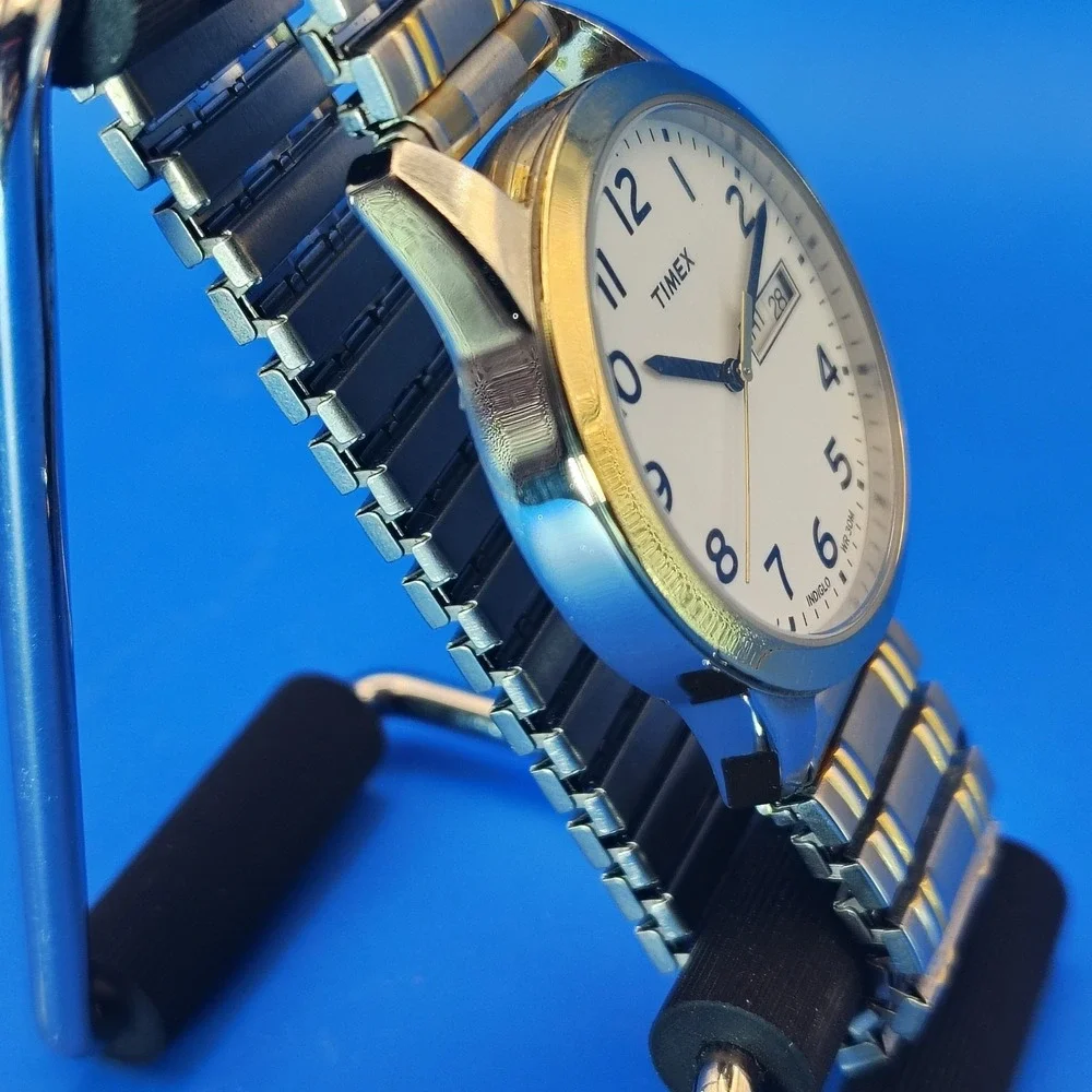 Vintage 2014 Timex Indiglo Day-Date 35mm‎ Mens Quartz Two Tone Dress Watch